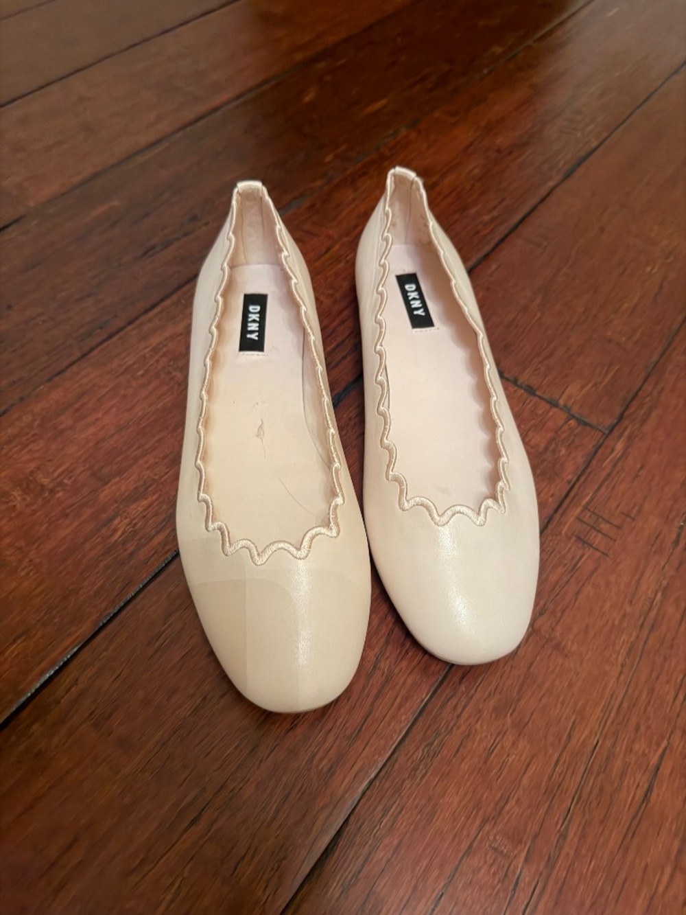 DKNY Shoes